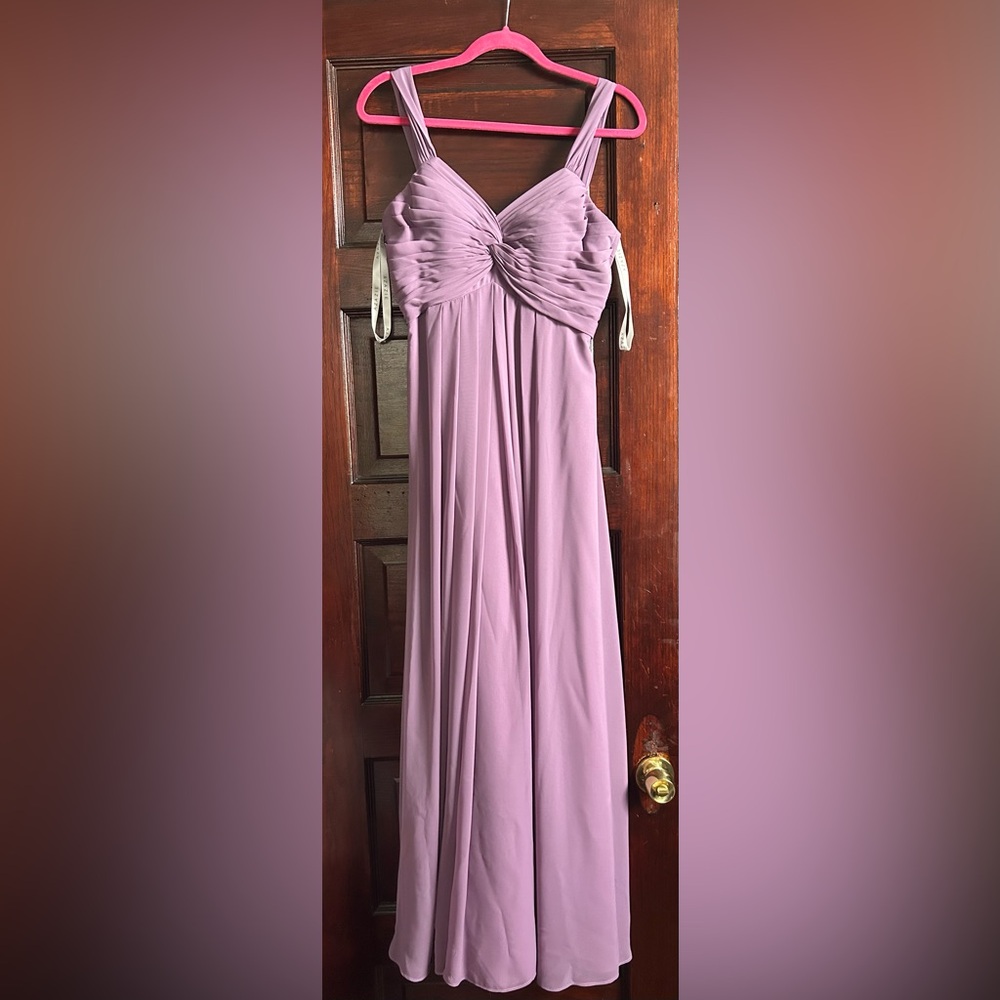 Azazie size 8 in wisteria (light purple)